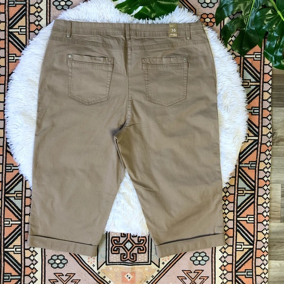 Women’s DKR & Co signature capris - Picture 6 of 8